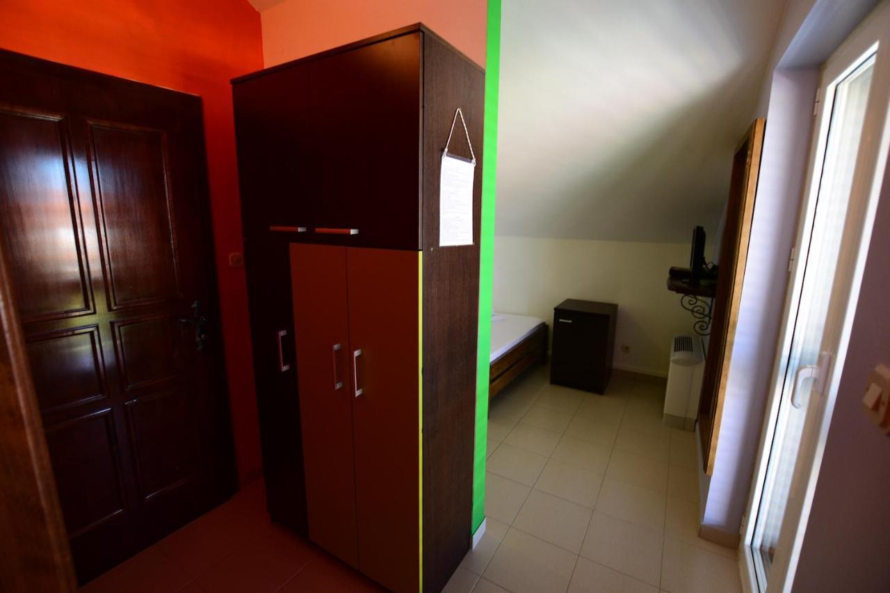 Pansion Hrga Hotel Vodice Ngoại thất bức ảnh