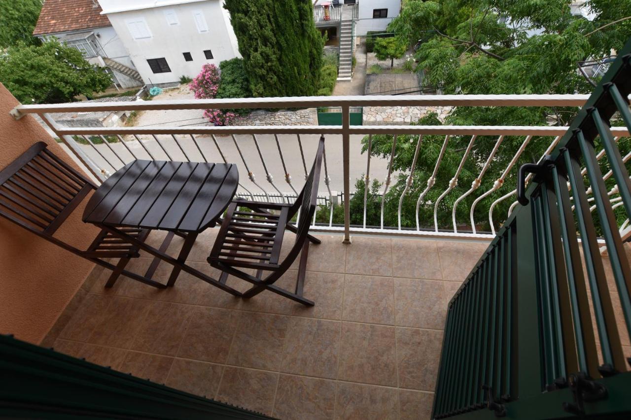 Pansion Hrga Hotel Vodice Ngoại thất bức ảnh