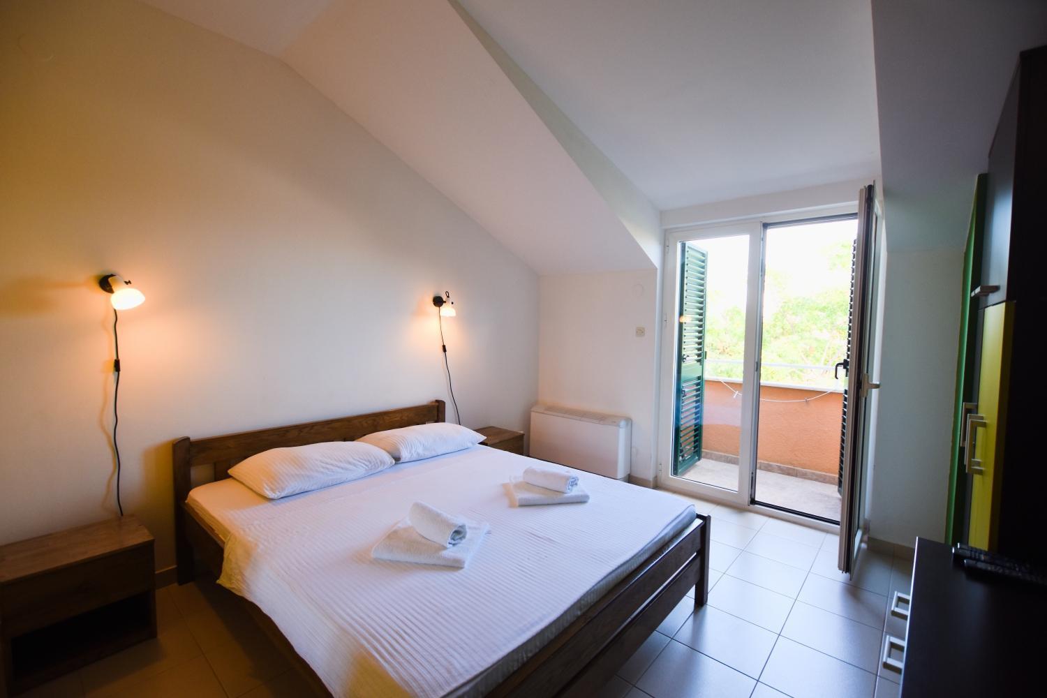 Pansion Hrga Hotel Vodice Ngoại thất bức ảnh