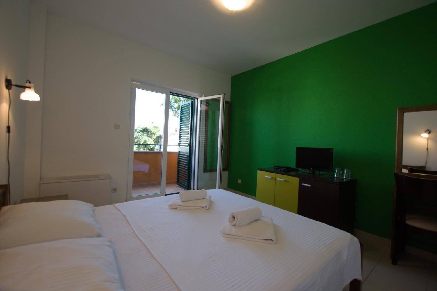 Pansion Hrga Hotel Vodice Ngoại thất bức ảnh