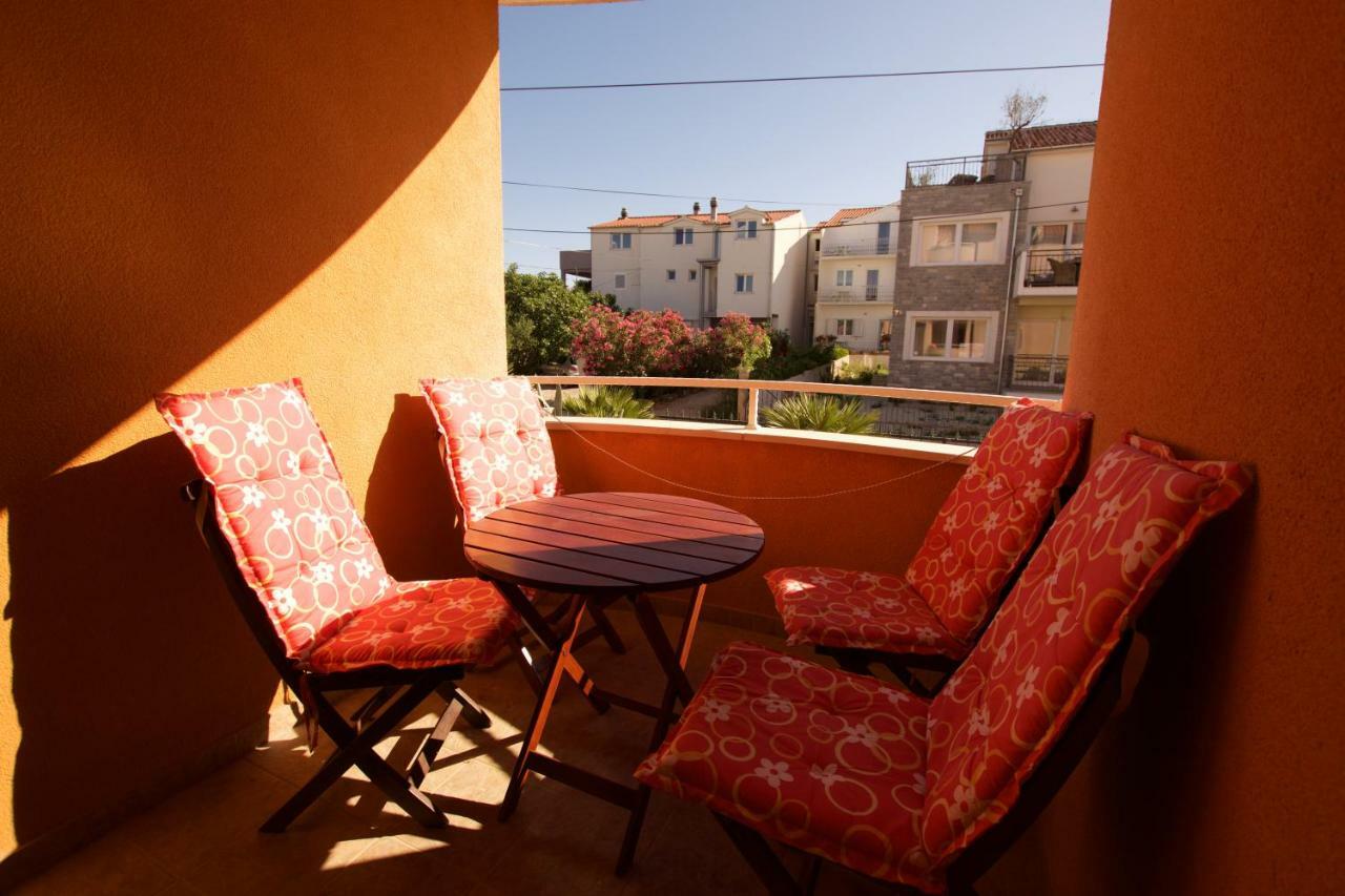 Pansion Hrga Hotel Vodice Ngoại thất bức ảnh