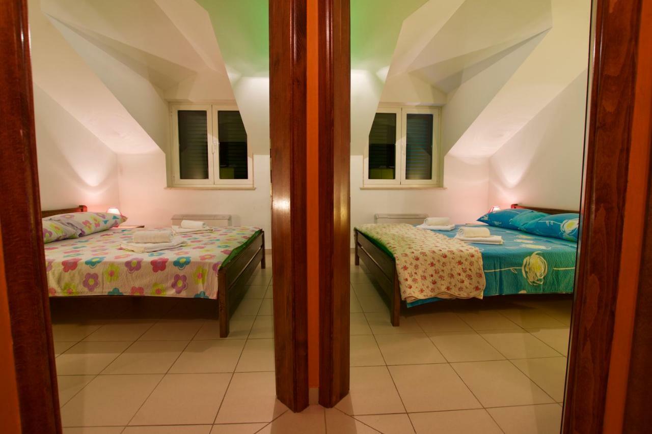 Pansion Hrga Hotel Vodice Ngoại thất bức ảnh