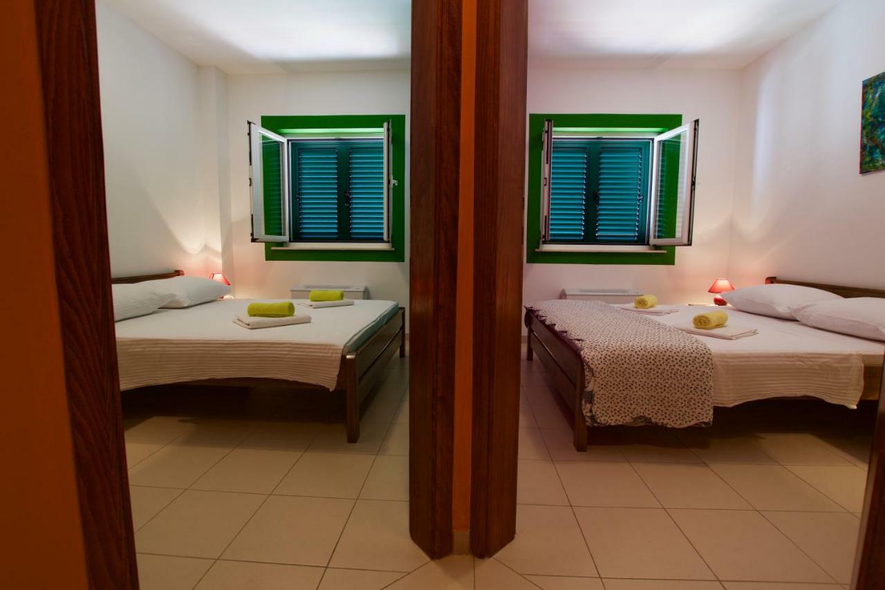 Pansion Hrga Hotel Vodice Ngoại thất bức ảnh