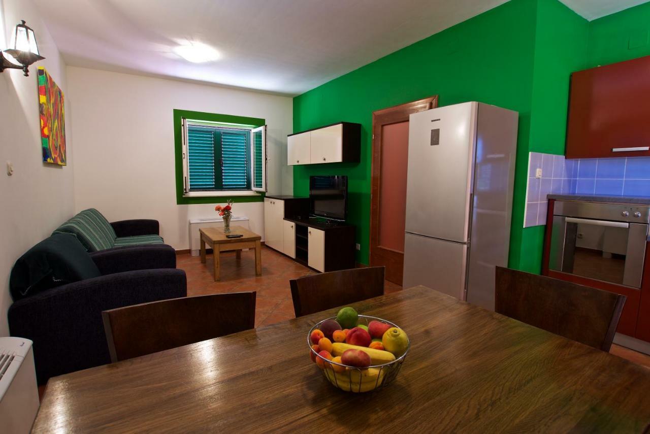 Pansion Hrga Hotel Vodice Ngoại thất bức ảnh