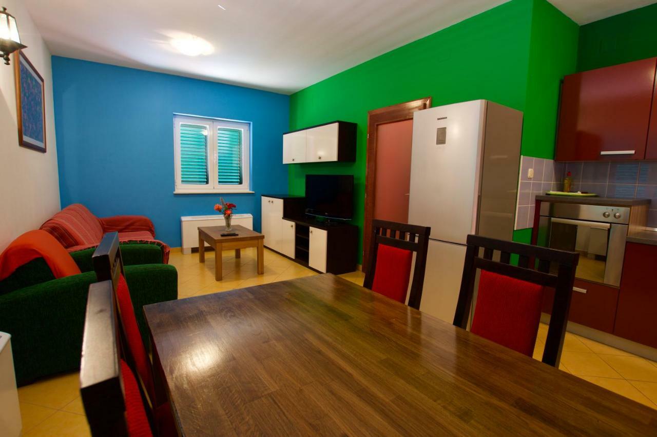 Pansion Hrga Hotel Vodice Ngoại thất bức ảnh