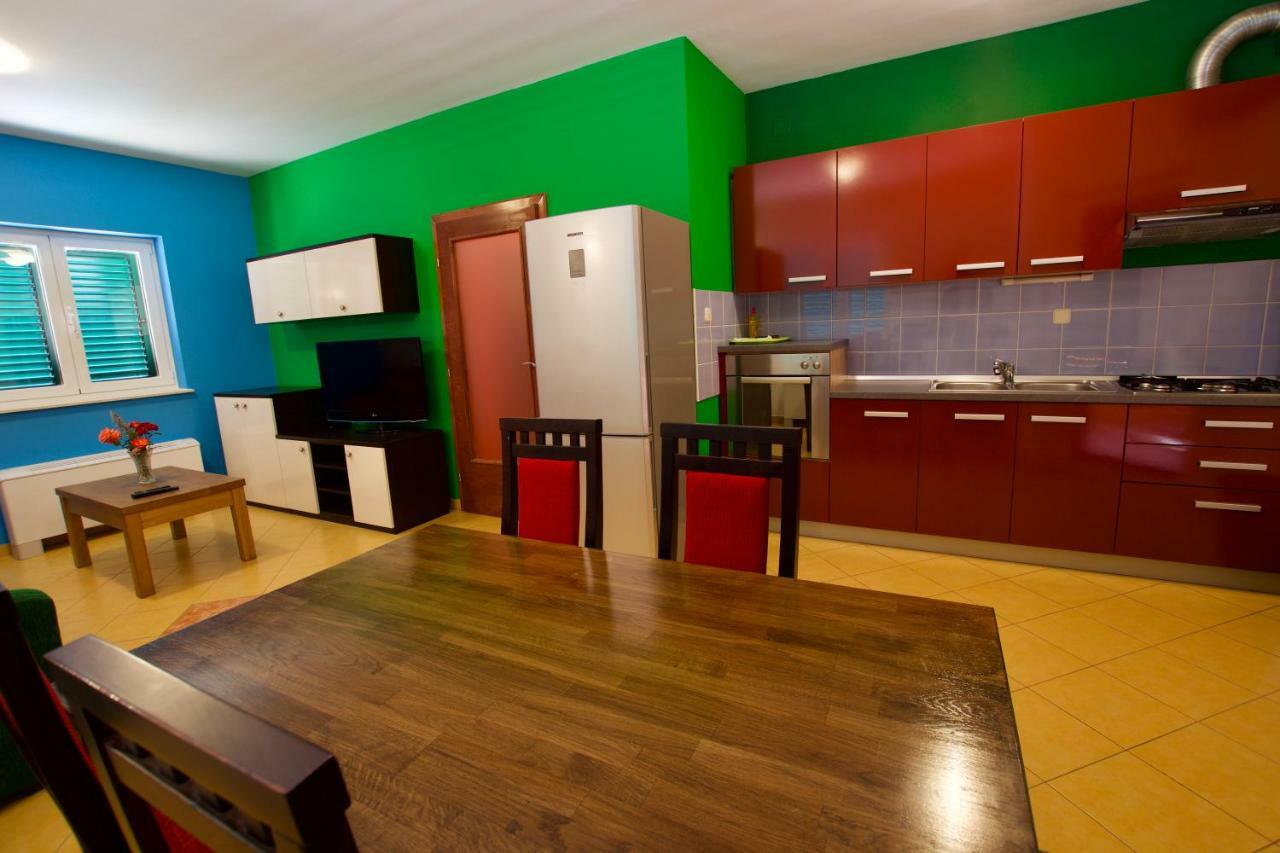 Pansion Hrga Hotel Vodice Ngoại thất bức ảnh