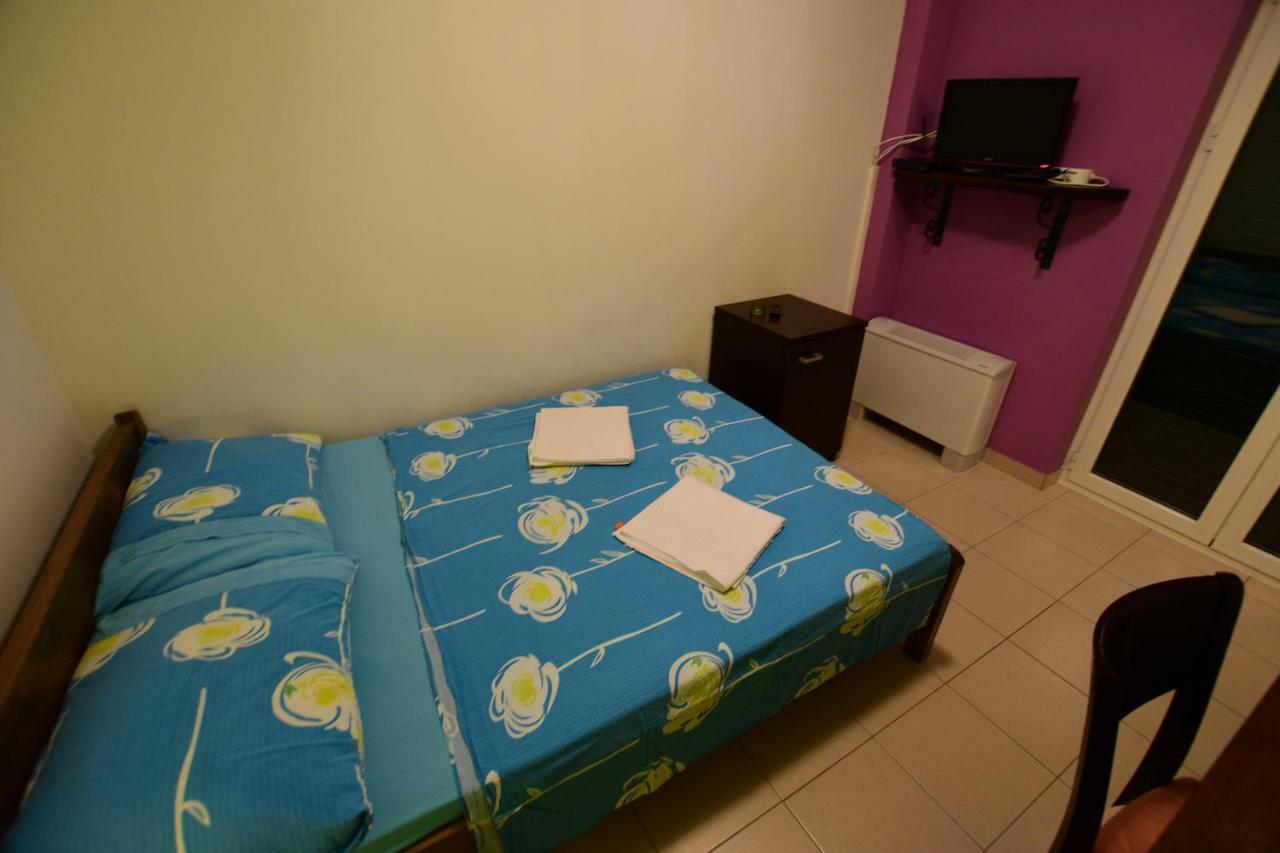 Pansion Hrga Hotel Vodice Ngoại thất bức ảnh
