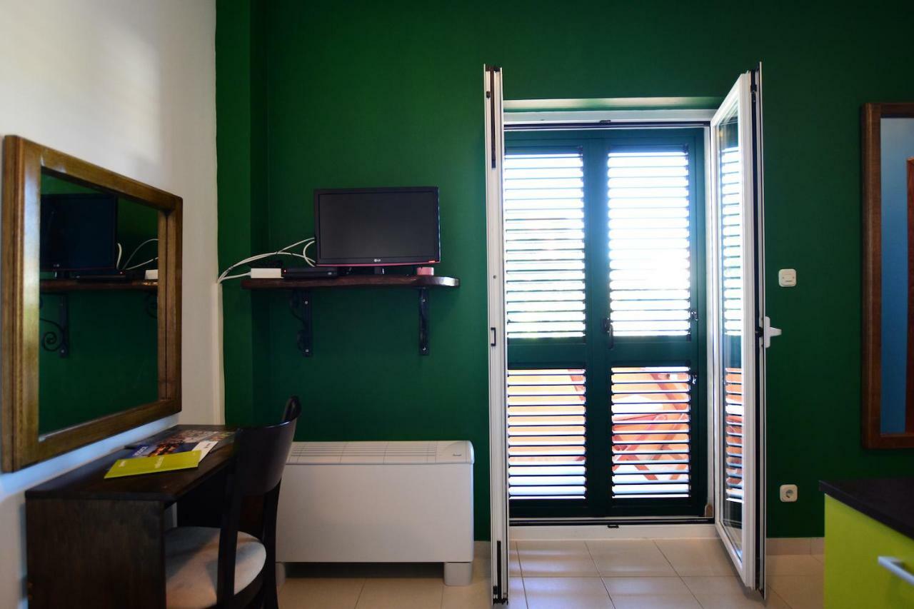 Pansion Hrga Hotel Vodice Ngoại thất bức ảnh