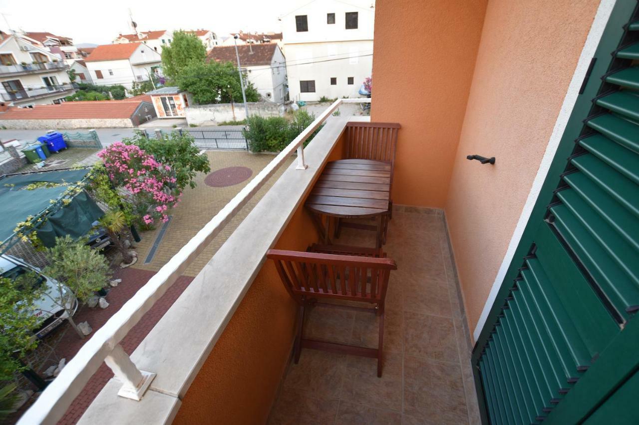 Pansion Hrga Hotel Vodice Ngoại thất bức ảnh